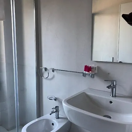 Ξενοδοχείο Vinsea 2*