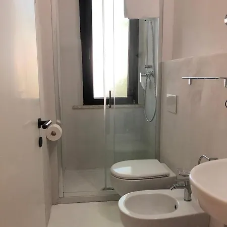 Ξενοδοχείο Vinsea 2*