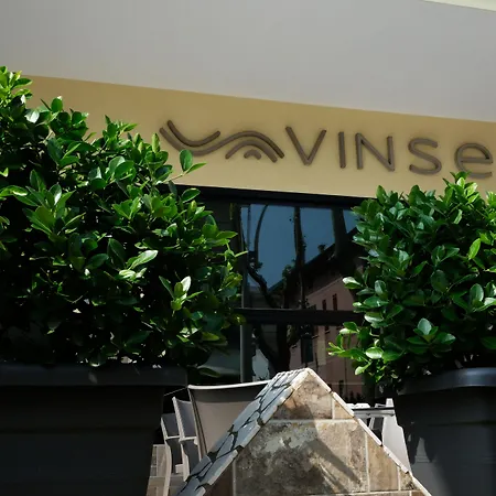 Vinsea Μπελάρια-Ιτζέα Μαρίνα